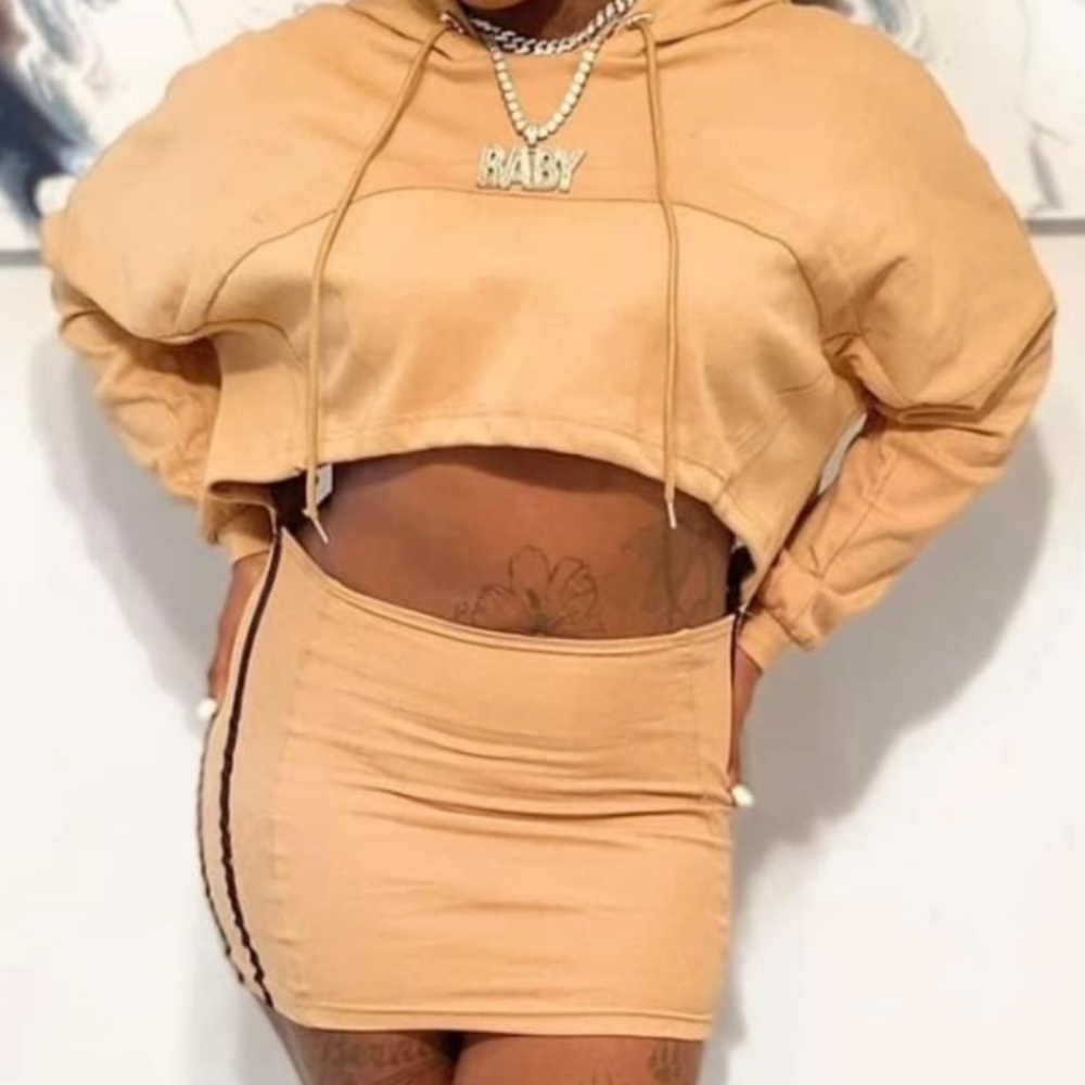 Tan Women's Skirt Set (BRAND NEW)